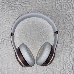 Beats Solo 3 wireless headphones